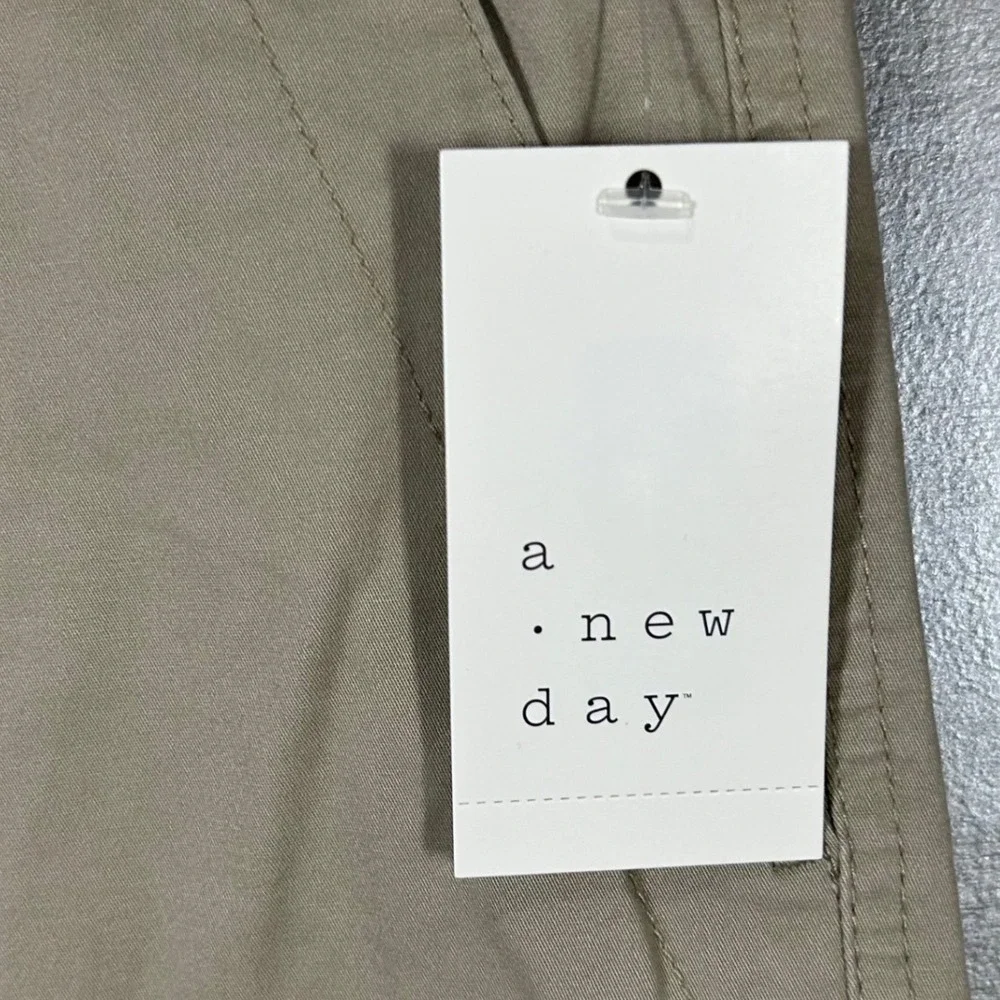 A New Day‎ Womens Khaki Chino Cropped Pants Size 8 Cotton Stretch Casual NWT